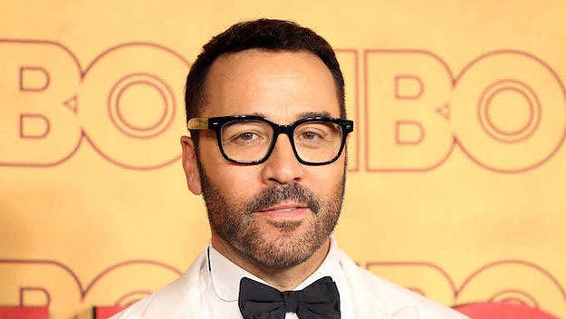 Reality star Ariane Bellamar accuses Jeremy Piven of groping her.
