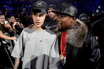 Floyd Mayweather and Justin Bieber during the Purpose Tour.