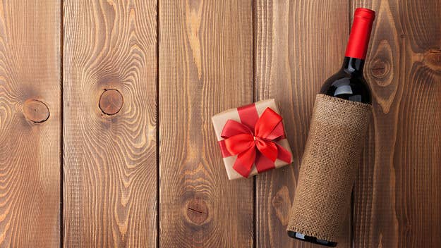 Finding the right present shouldn’t be a hassle. Here are some of our favourite ideas for the drinker in your life.