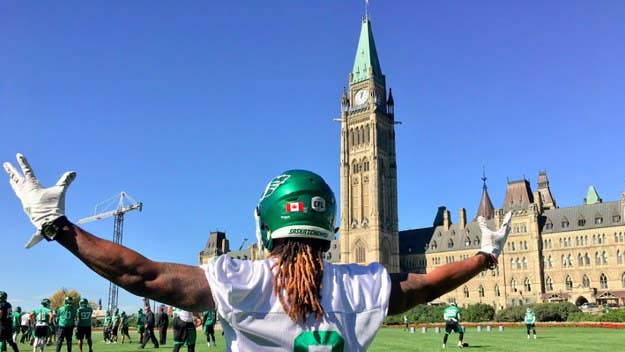 The CFL team threw the pigskin around the Peace Tower.