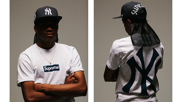Supreme yankees t shirt outlet