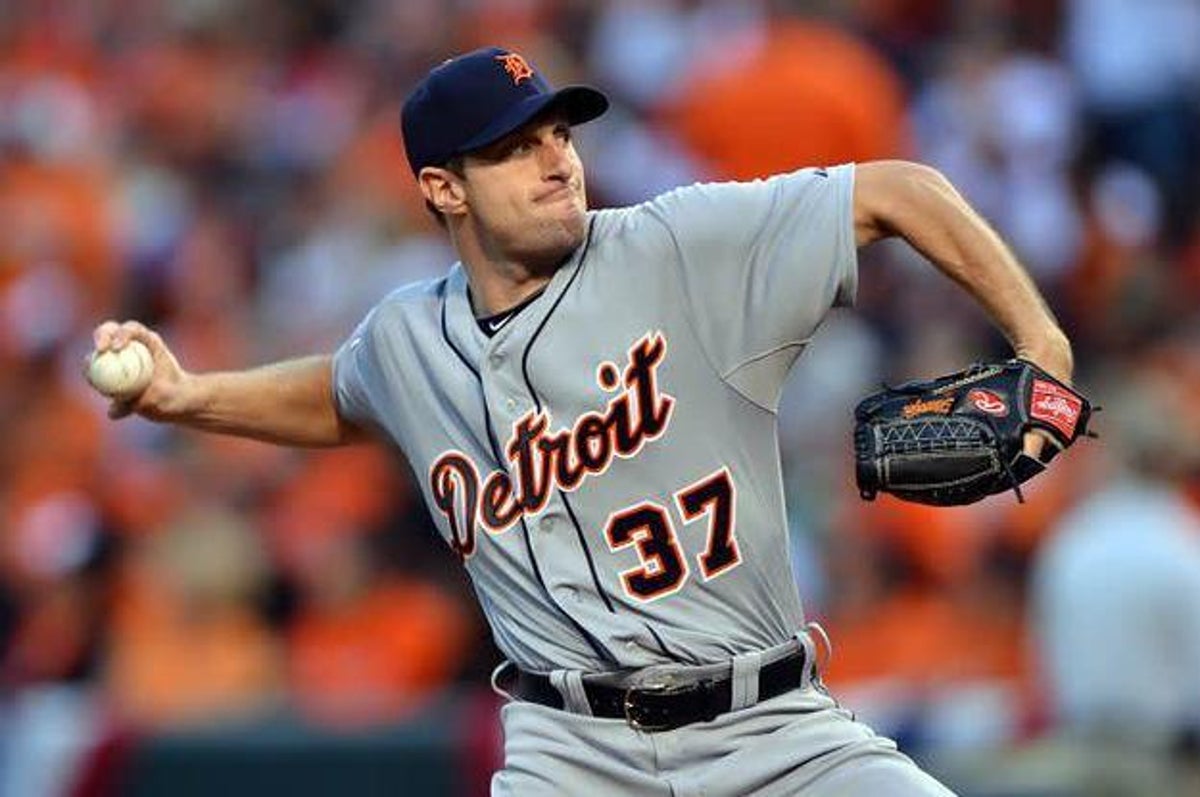 Nationals sign RHP Max Scherzer to seven-year contract