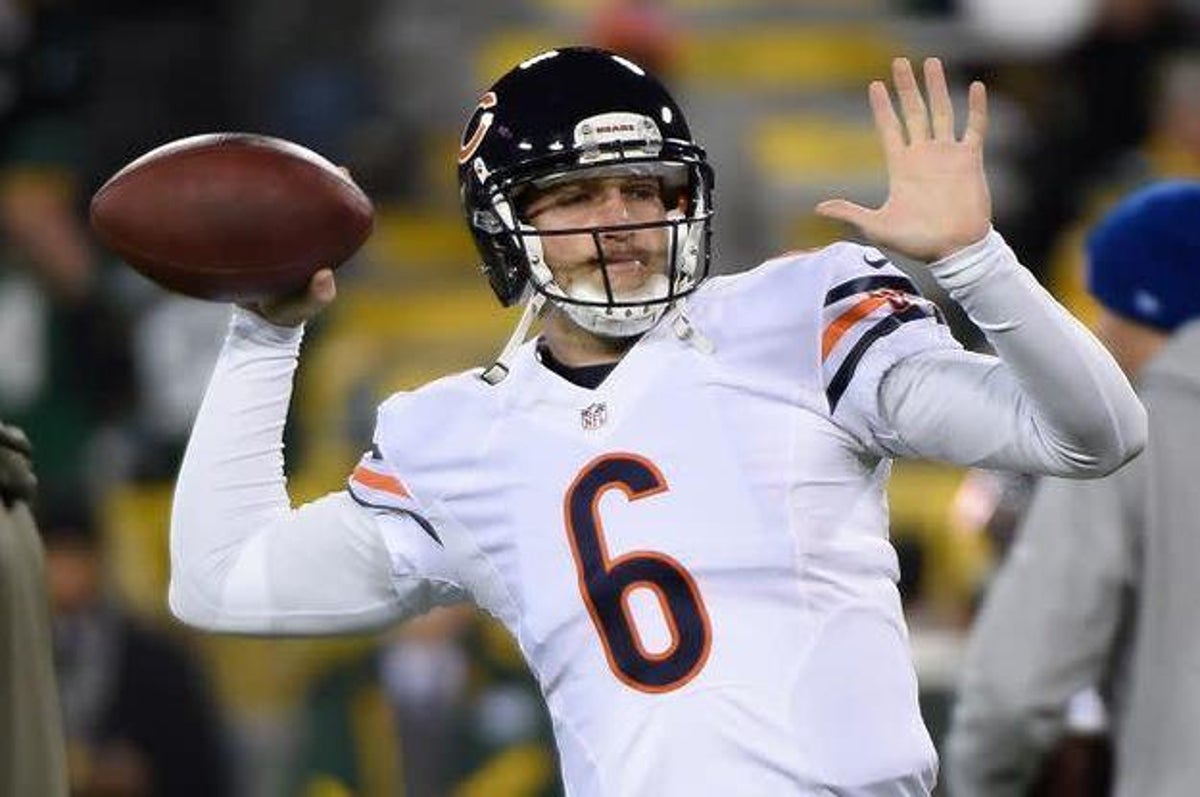 Report: Chicago Bears looking to trade Jay Cutler - Field Gulls