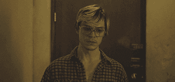 evan peters as jeffrey dahmer