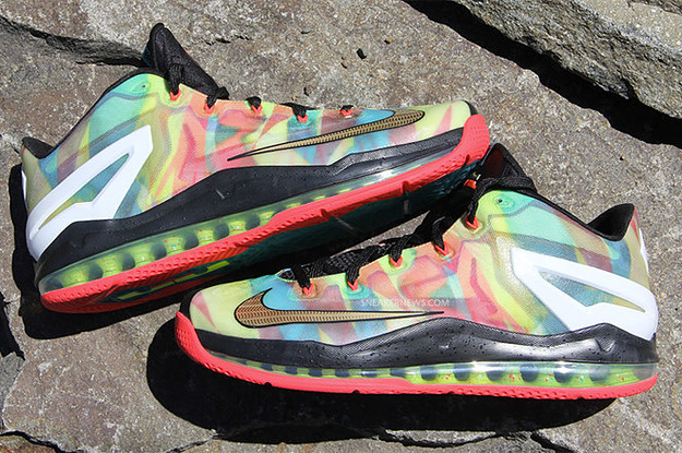 Lebron 11 store low multicolor