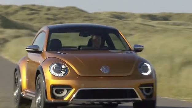 Volkswagen confirmed that the company will build the Beetle Dune in 2016.
