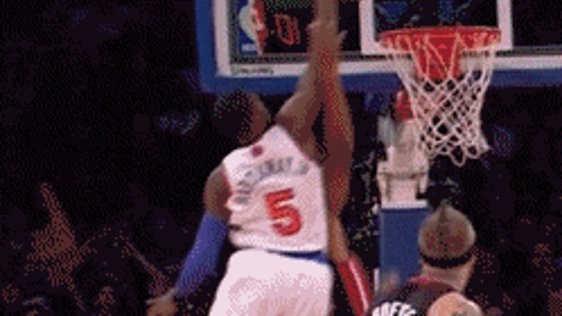 GIF: Tim Hardaway Jr.'s incredible second-half dunk 