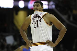 Bulls trade Luol Deng for Andrew Bynum, picks, reportedly will amnesty  Carlos Boozer