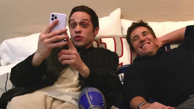 While hanging out on the latest episode of the 'Eli Manning Show,' the New York Giants legend and Pete Davidson started a joint Instagram account.