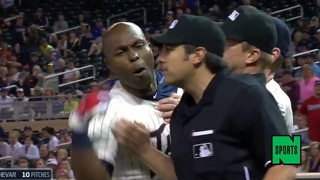 Torii Hunter made quite an exit from last night's Twins game.