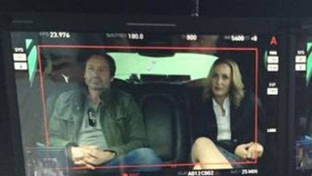 The first photos to surface from the set of the new "X-Files" miniseries event on Fox prove that Mulder and Scully are really back. 