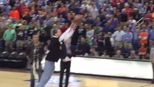 This is the worst half-court shot attempt ever.