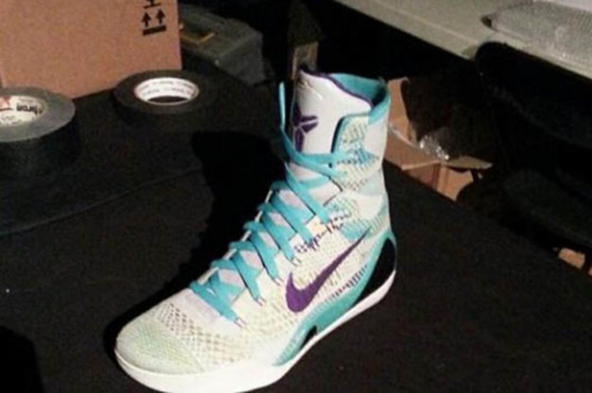 kobe 9 cactus - Athletic, Facebook Marketplace