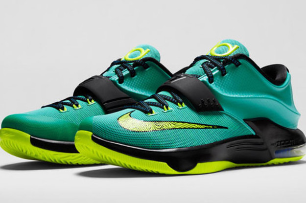 Kd 7 on sale black and white