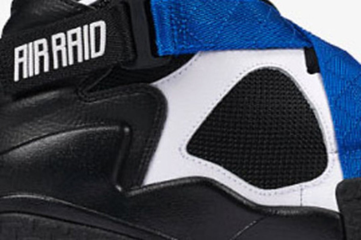 The Nike Air Raid Takes Flight Yet Again - Sneaker Freaker