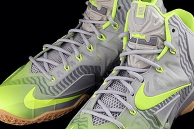 Lebron top 11 volt
