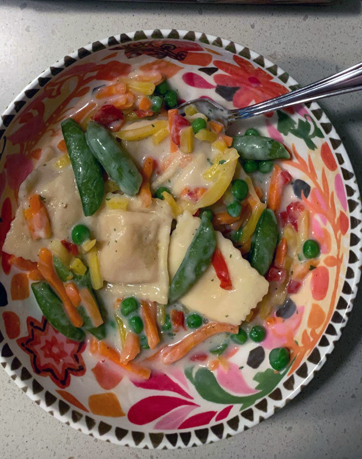 Ravioli with mixed vegetables