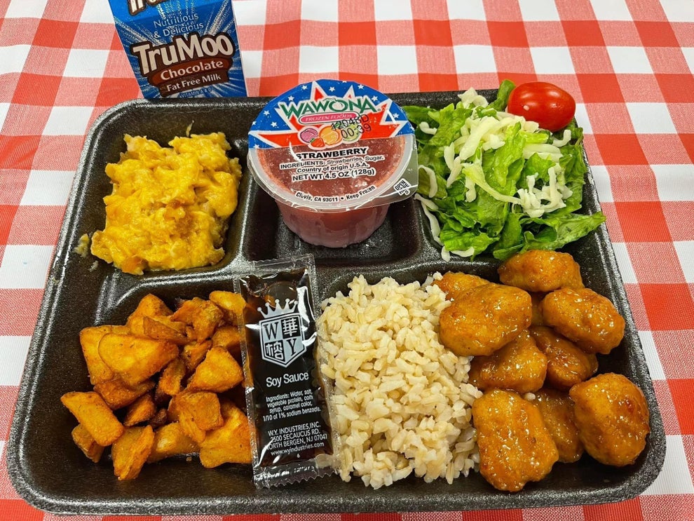 School Lunch In 18 States