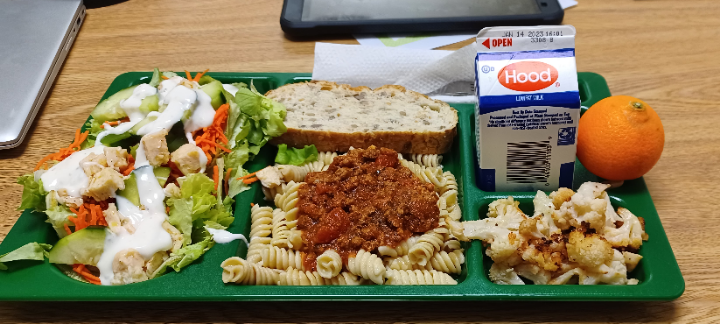 School Lunch In 18 States - 21