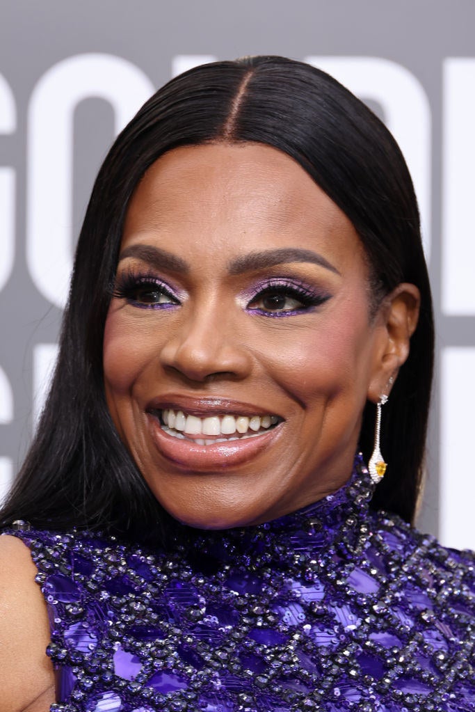 A close up on Sheryl Lee Ralph on the red carpet