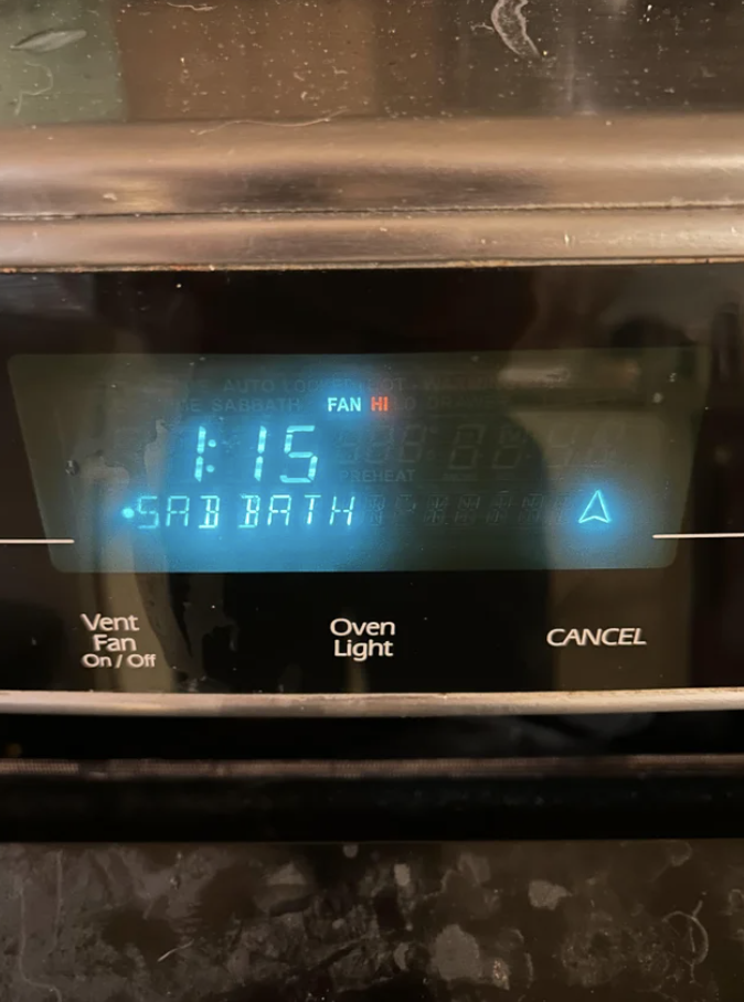 Oven showing &quot;Sabbath&quot; setting