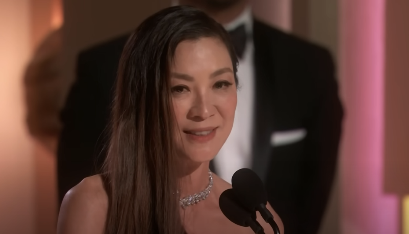 Michelle Yeoh Told Golden Globes Pianist To Shut Up - 28