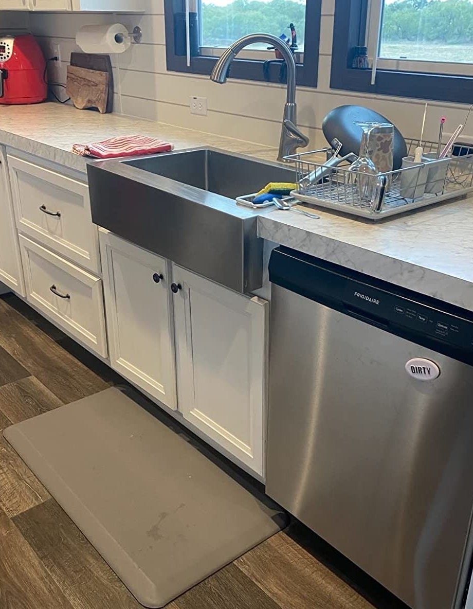 Reviewer image of floor mat by kitchen sink