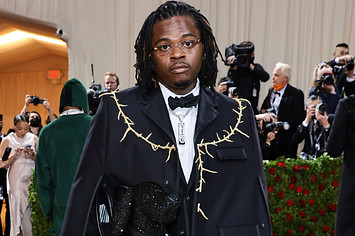 Gunna is seen on the red carpet of the Gala