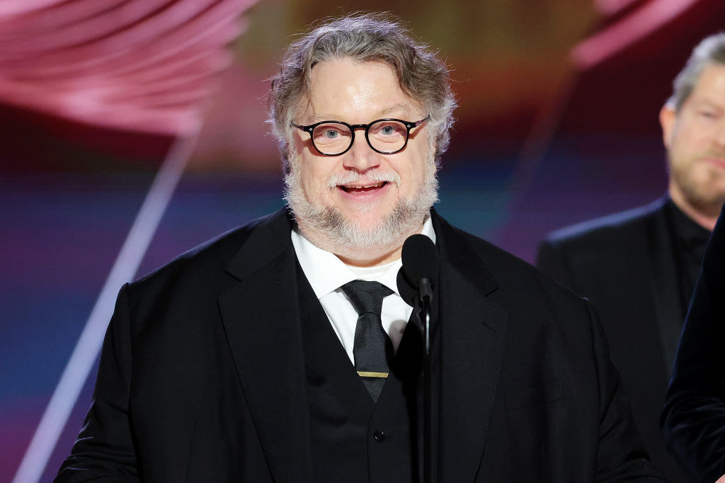Guillermo del Toro and Mark Gustafson accept the Best Animated Feature award