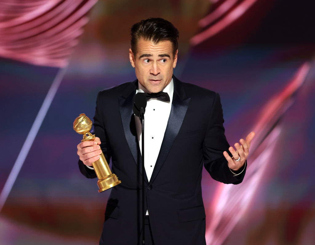 Colin Farrell accepts the Best Actor in a Motion Picture â€“ Musical or Comedy award
