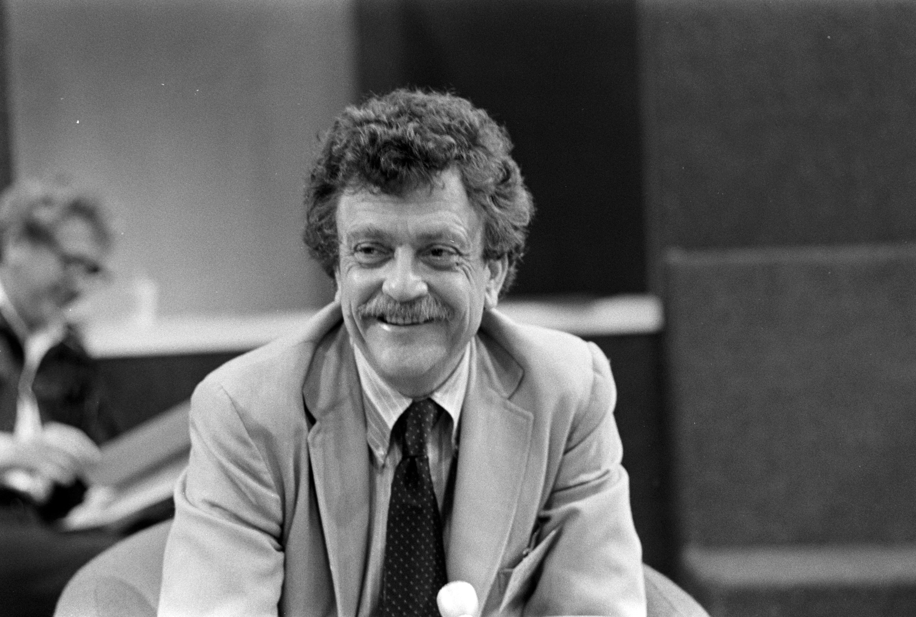 Kurt Vonnegut smiling
