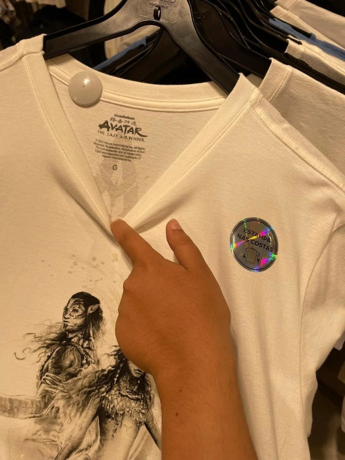 Avatar, the Last Airbender on the label of a T-shirt with images of Avatars on it