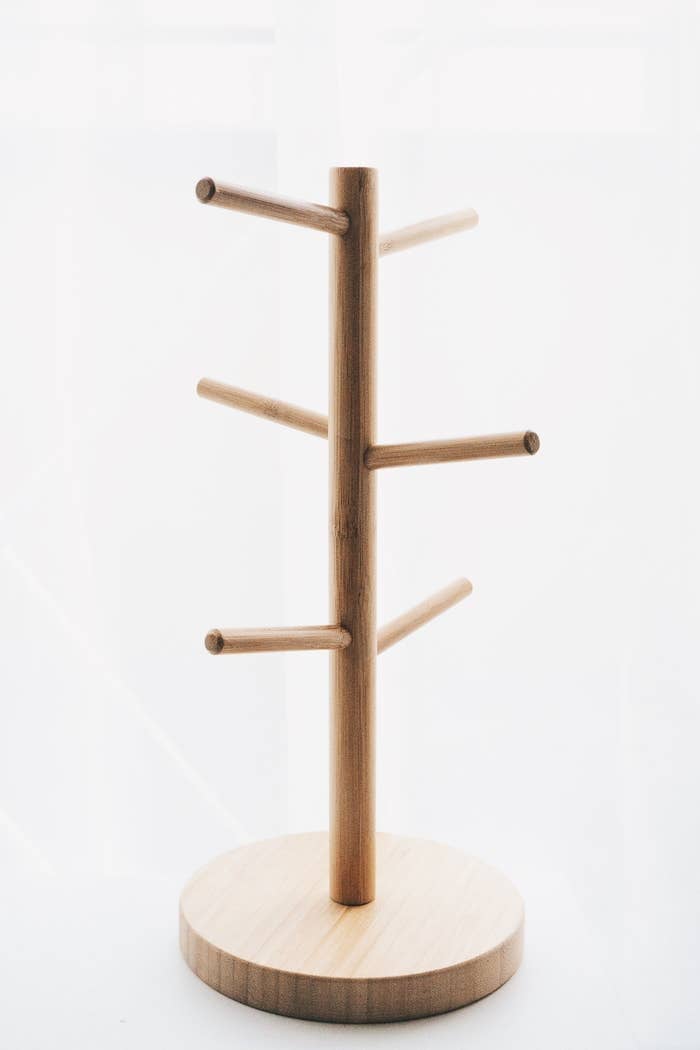 IKEA(イケア)の高見えインテリア「OSTBIT オストビット マグスタンド」