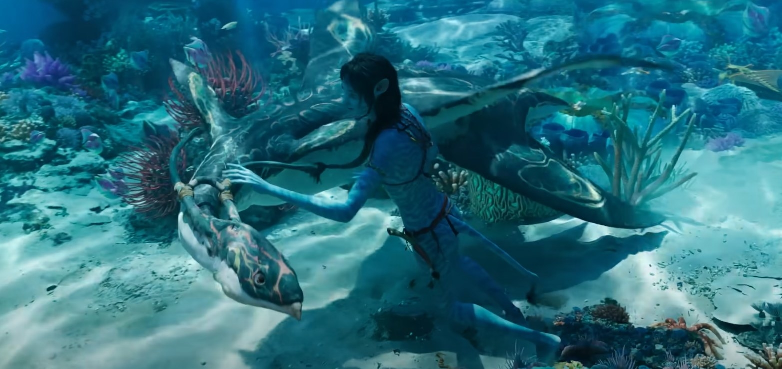 Kiri Avatar 2 character interacting with an underwater creature
