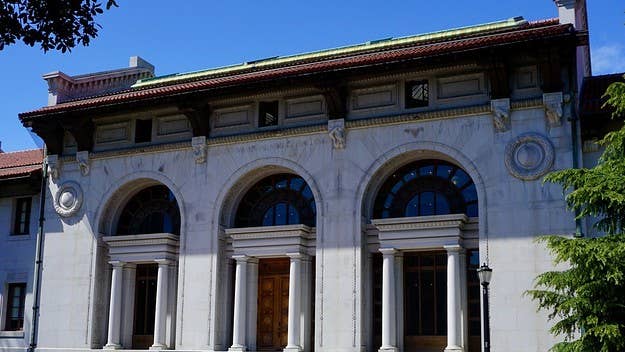 A human skeleton was discovered on Tuesday in an unused building on a University of California, Berkeley, campus, officials announced recently.