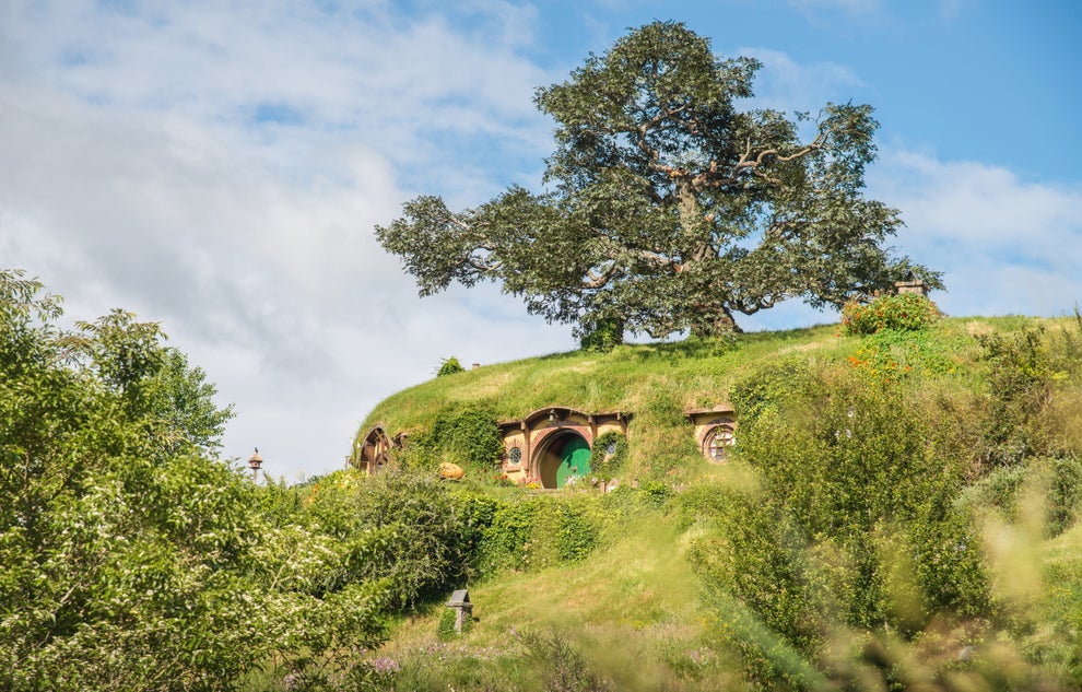 Exterior of bag end, hobbiton. painting by edward hopper