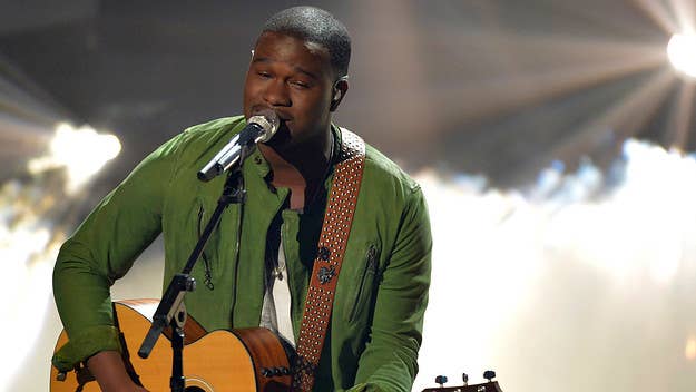 American Idol alum C.J. Harris, who placed sixth on the show's 13th season in 2014, has died after suffering a heart attack on Sunday. He was 31.