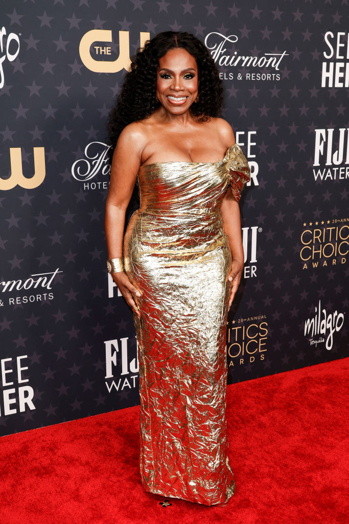 Sheryl Lee Ralph attends the 28th Annual Critics Choice Awards in a golden gown