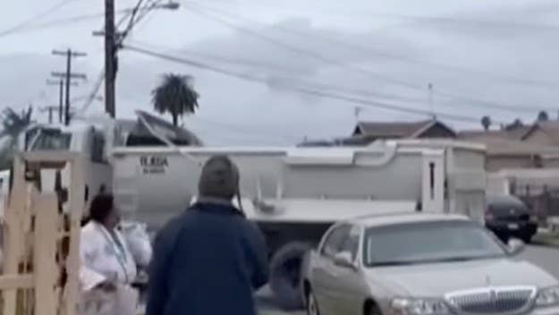 A Los Angeles man driving a dump truck went on a rampage on Sunday afternoon, crashing into his home, parked cars, and his neighbors’ yards.