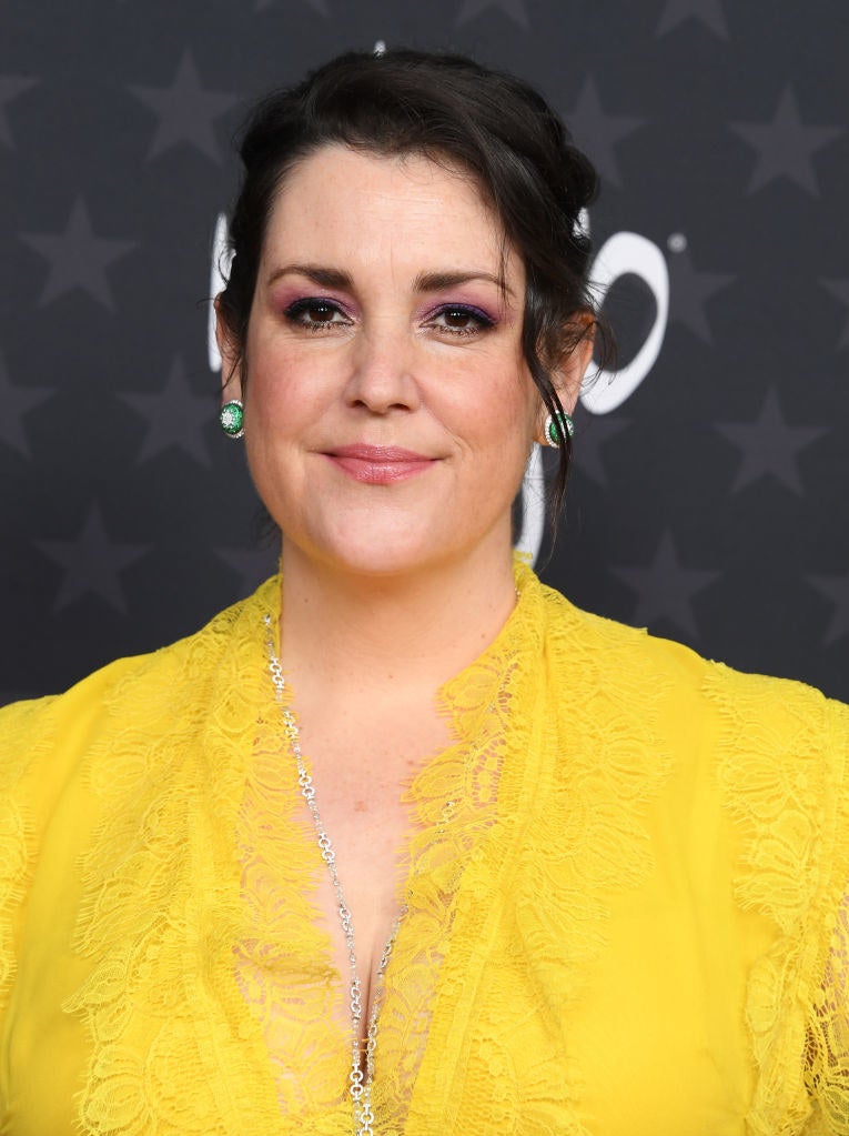 A closeup on Melanie Lynskey