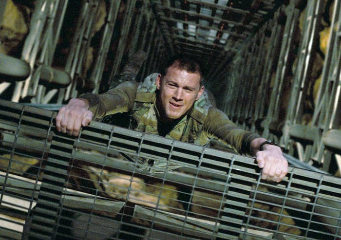 Channing in G.I. Joe holding onto a grate so he doesn&#x27;t fall down a hole