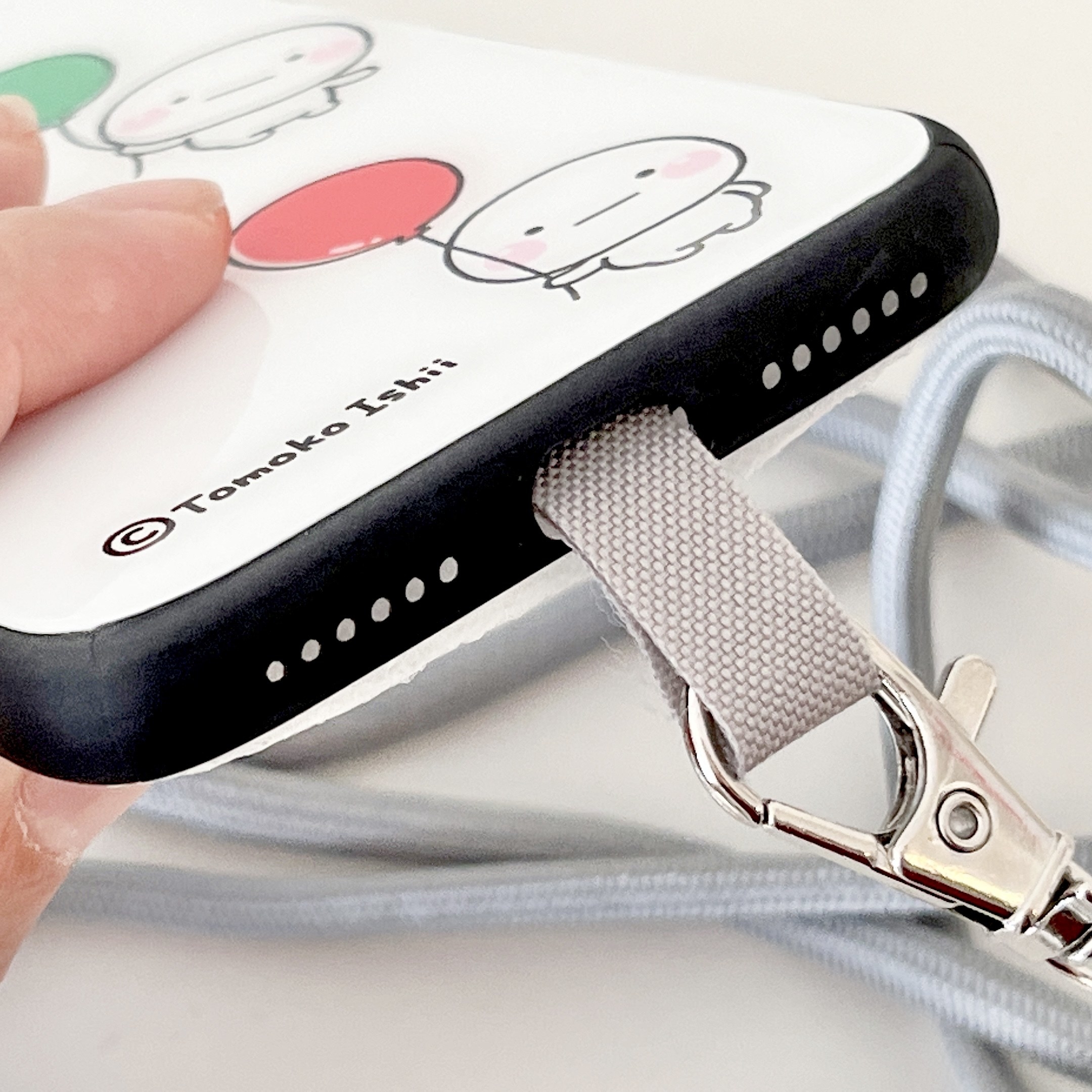 Seria（セリア）のおすすめ雑貨「スマホケース用 肩かけストラップ」