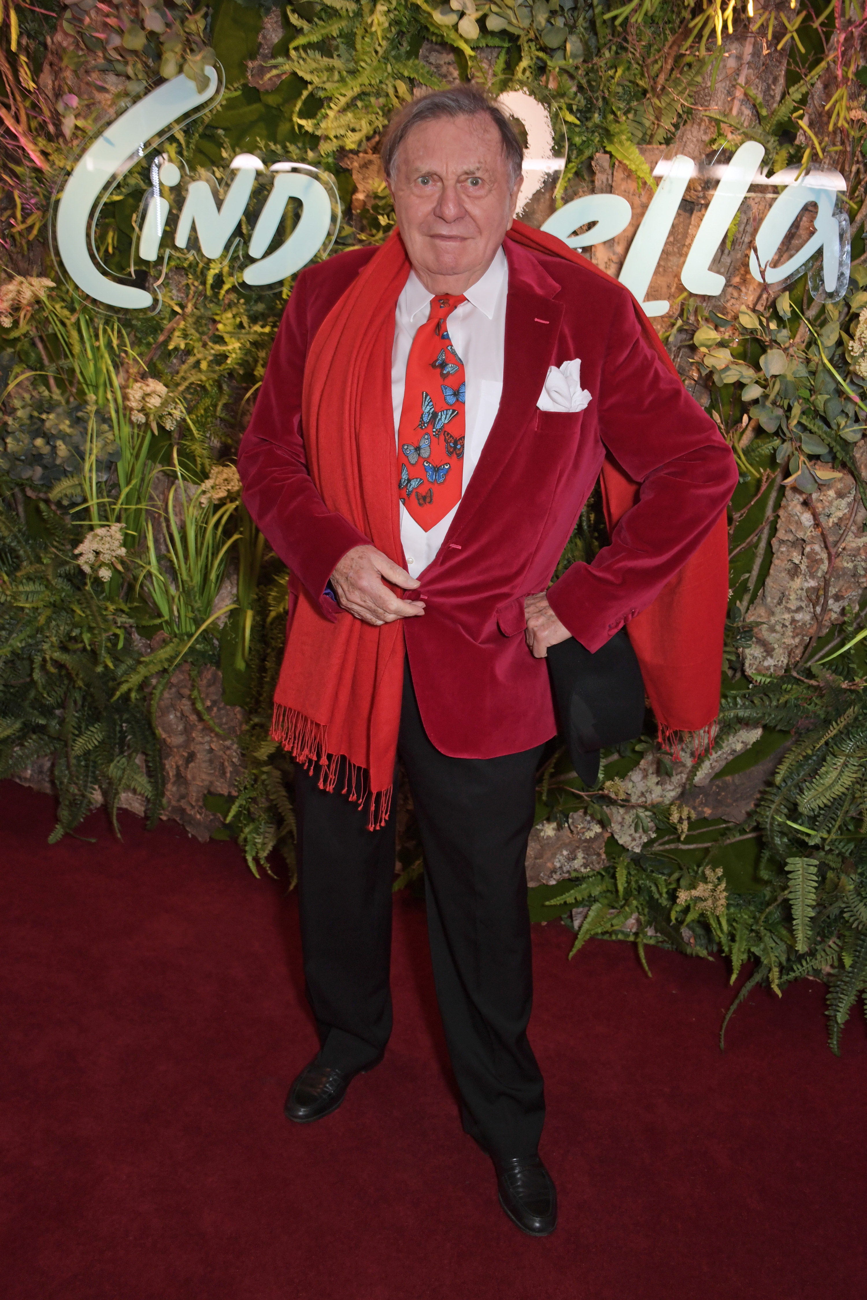 Barry Humphries on the red carpet