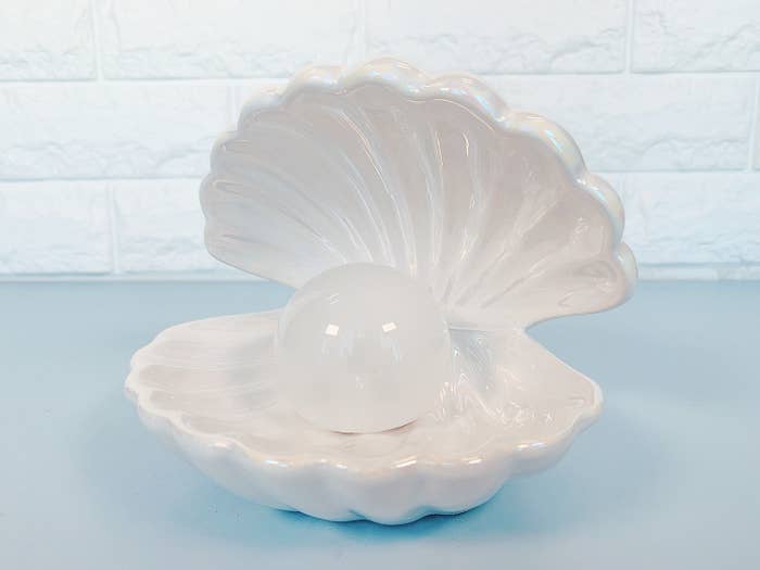 Francfrancのオススメ雑貨「シェル ランプ ホワイト」