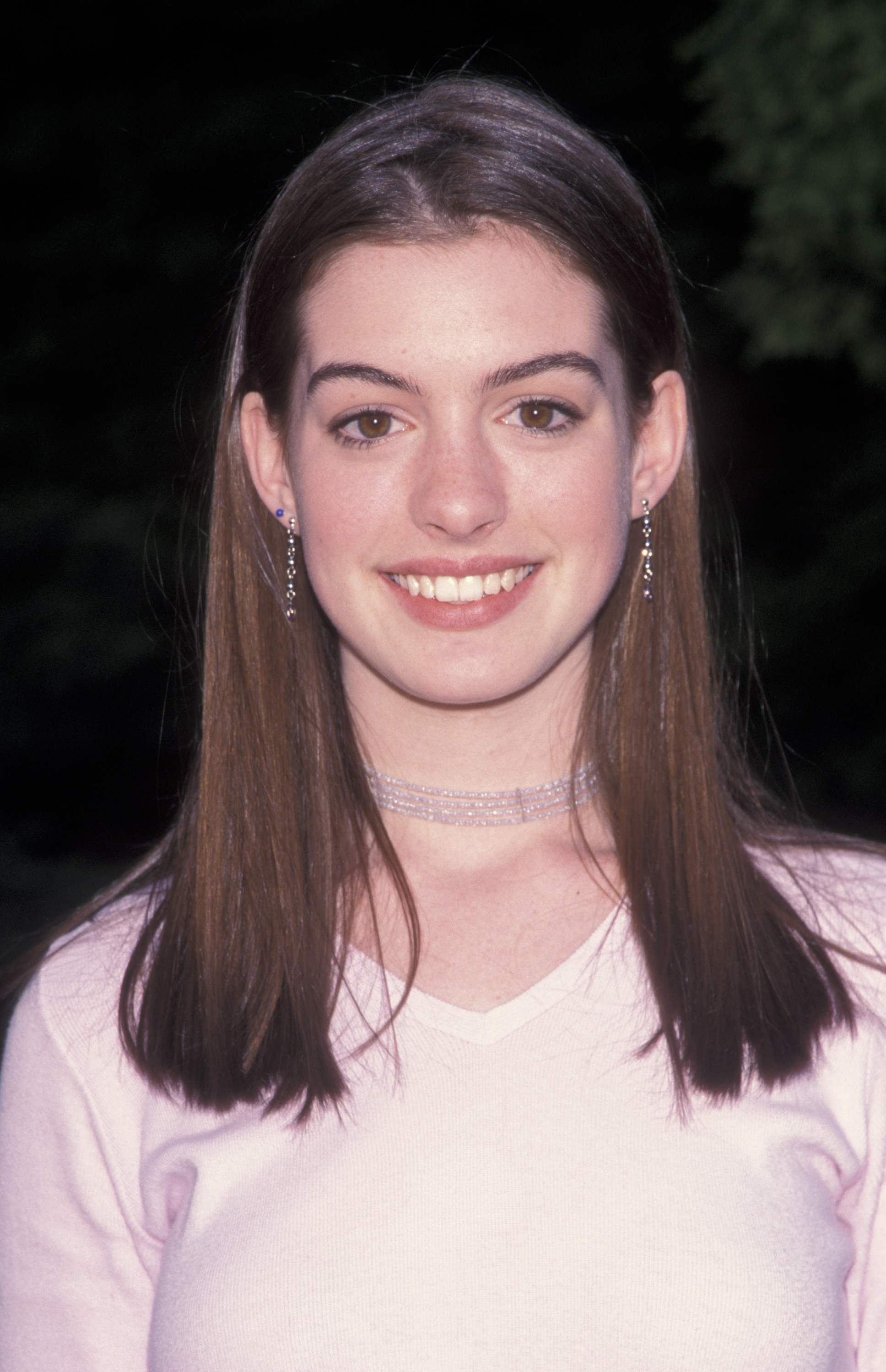 1936px x 3000px - Anne Hathaway Inadvertently Exposed A Sad Reality For Girls Everywhere
