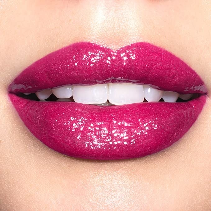 the lipstick on a model&#x27;s lips