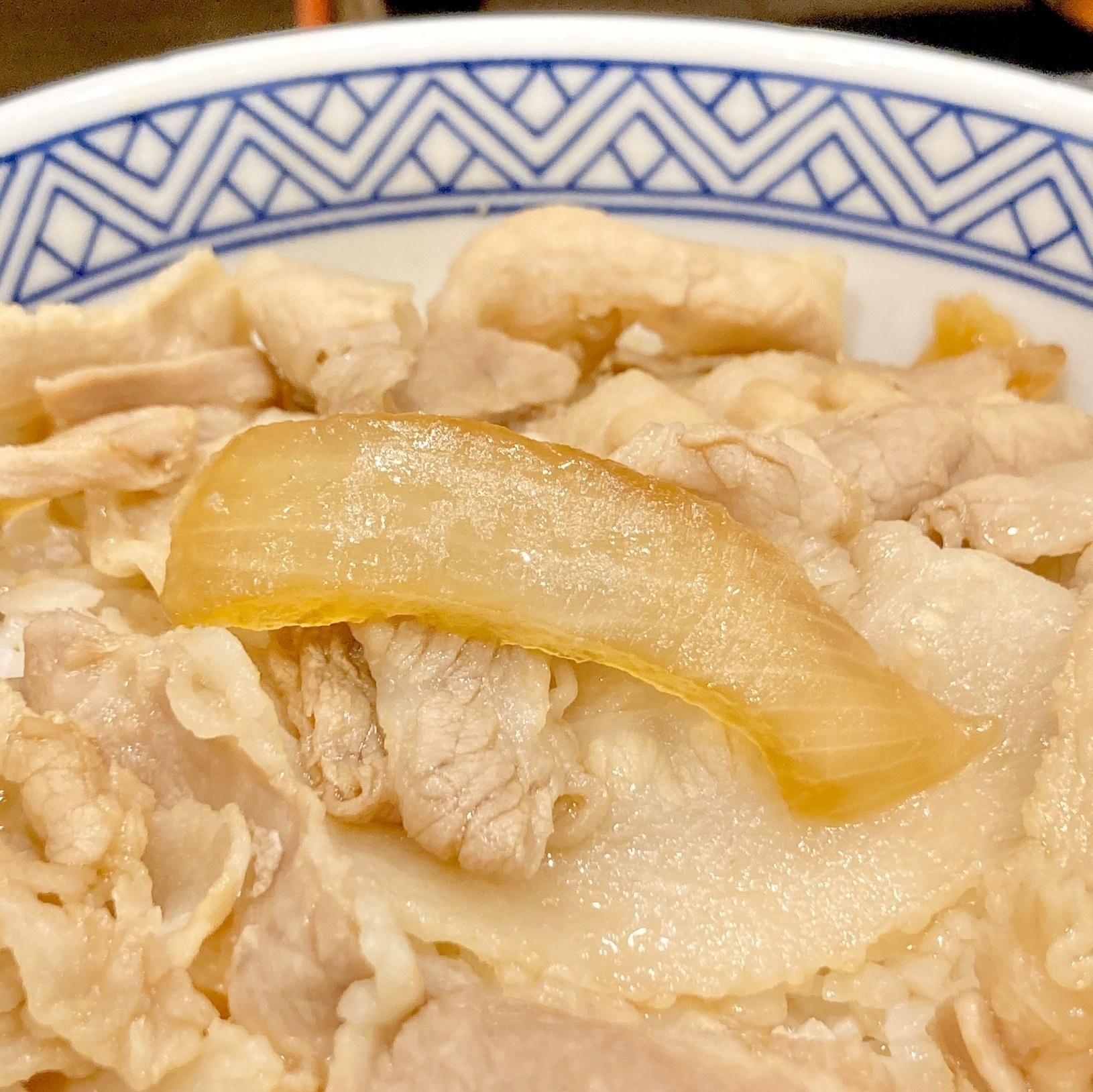 吉野家のおすすめボリュームメニュー「豚丼」