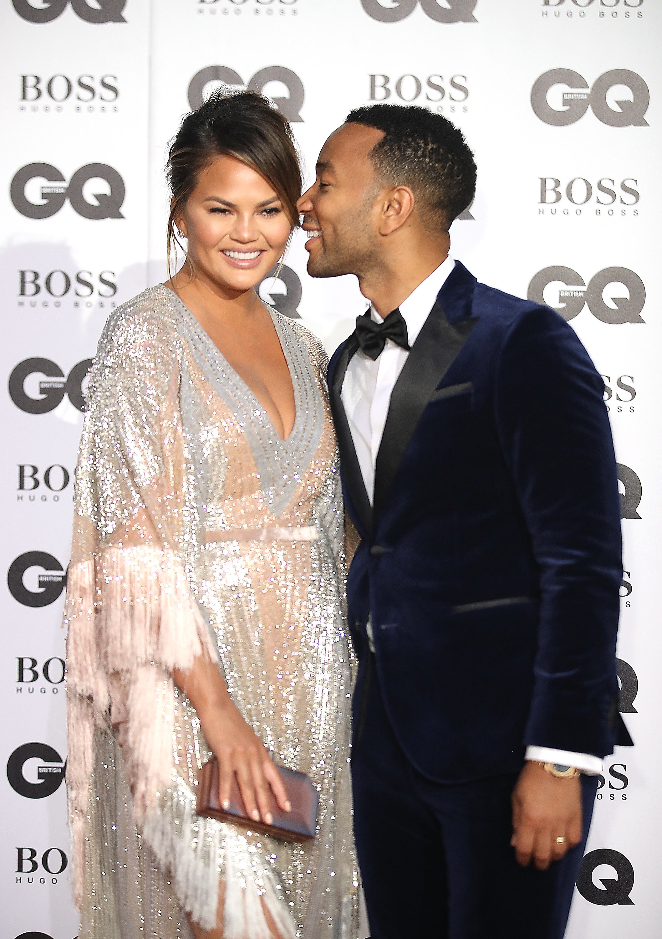 How To Get Breast Milk Stains Out Of A Bra, Because Even Chrissy Teigen  Knows The Horrors