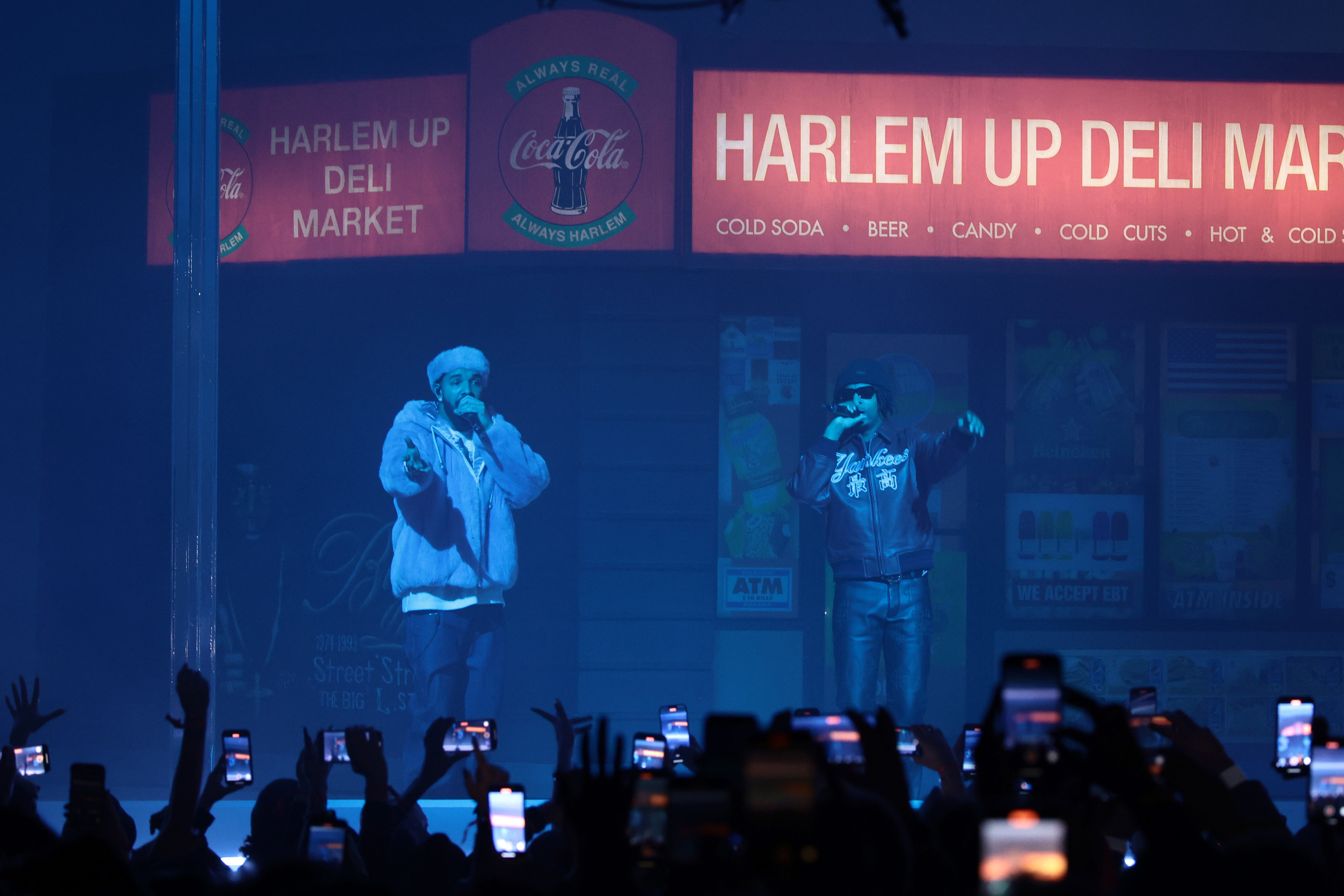 Drake s Apollo Theater Concert Review - 55