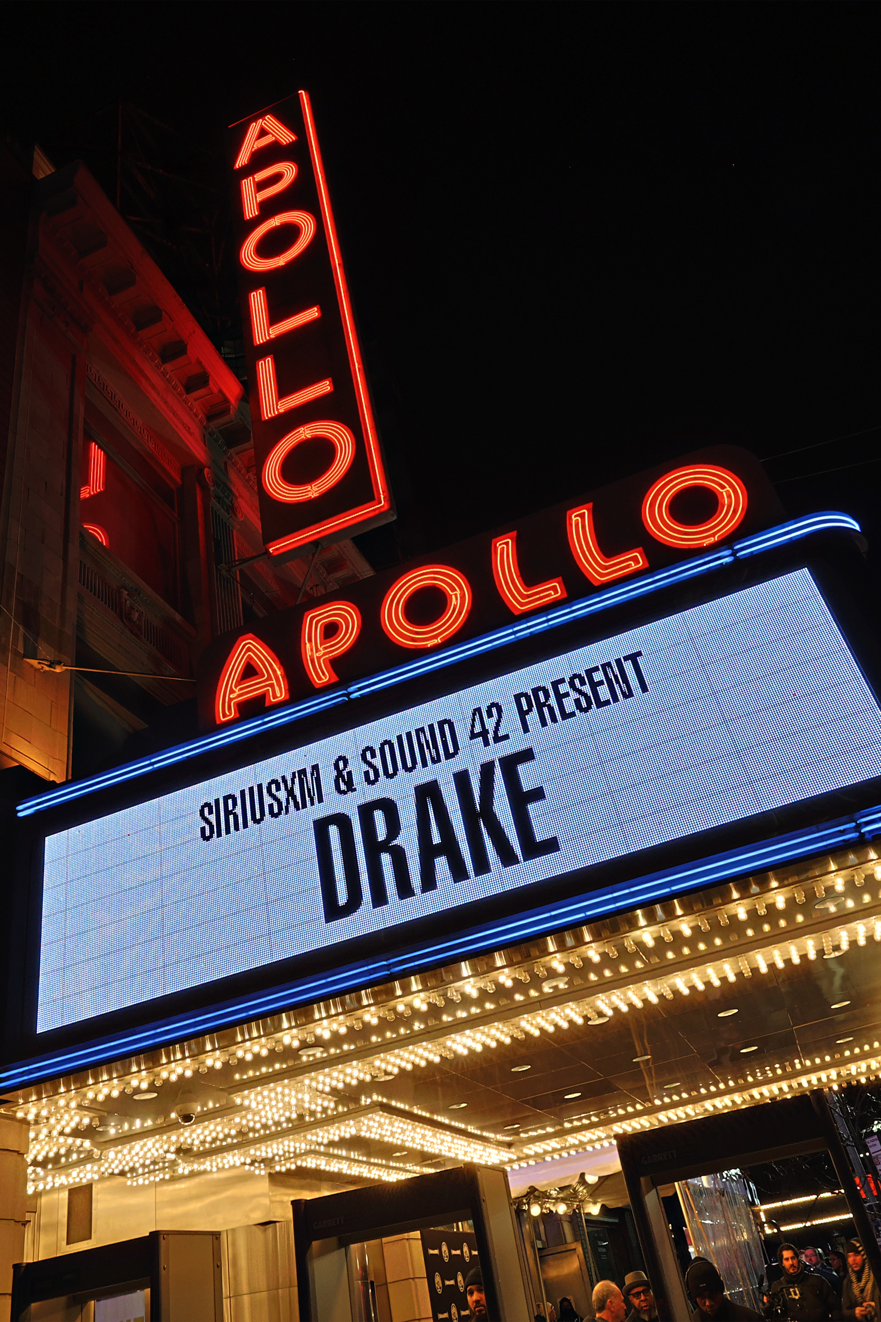 Drakes Apollo Theater Concert Review picture